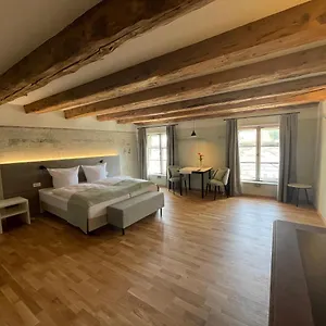 4* Hotel Hardthaus